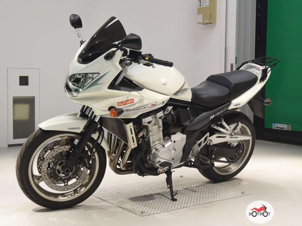Мотоцикл SUZUKI Bandit GSF 1250 2009, БЕЛЫЙ пробег 62859 | Мототека
